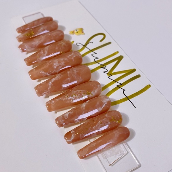 HANDPAINTED ROSE QUARTZ PRESS ON GEL NAILS - Picture 3 of 4